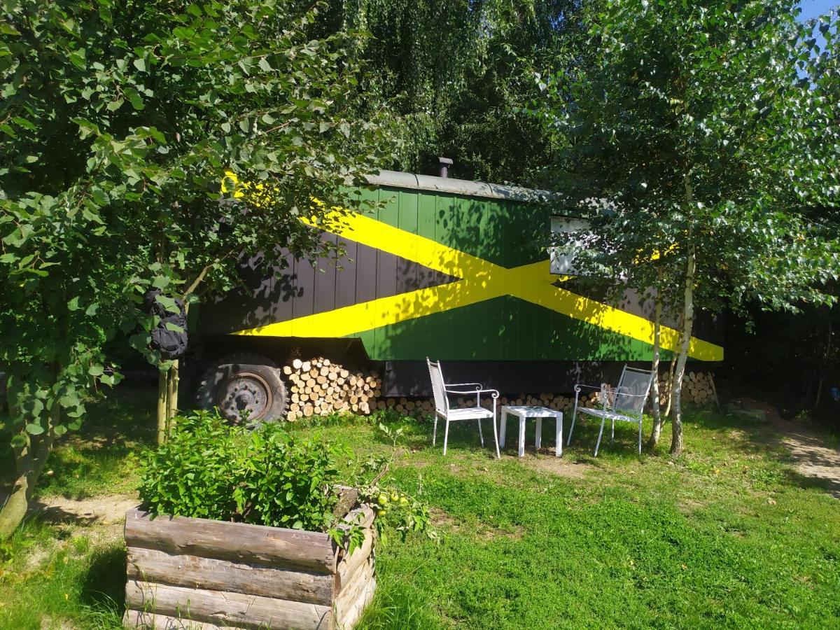 Šternberk Maringotka Na Jamajce 빌라 외부 사진